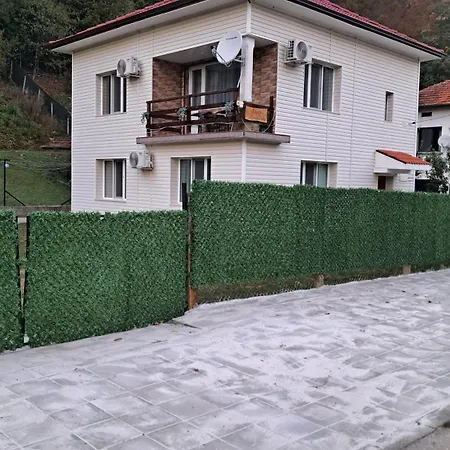 Ferienhaus владислава - за гости Cherni Vit